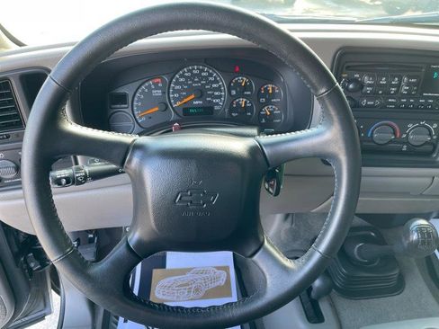 Used 2000 Chevrolet Silverado 2500 LS image 28