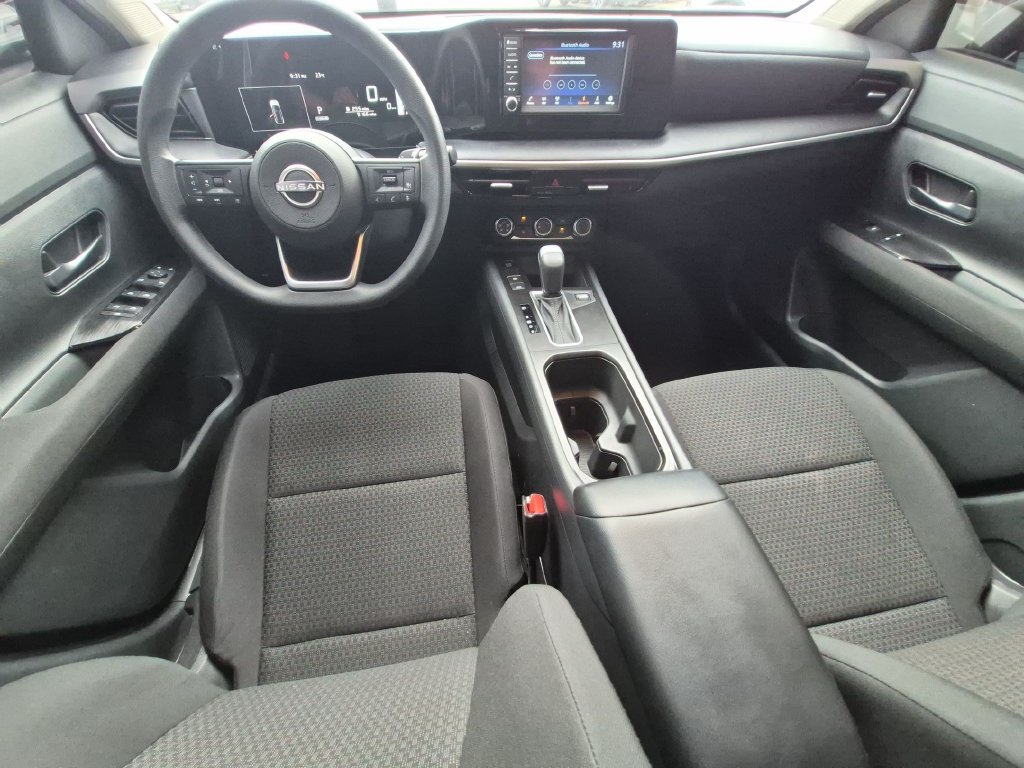 Used 2025 Nissan Kicks S AWD/4WD image 23