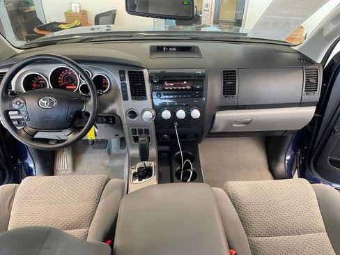 Used 2010 Toyota Tundra 4x4 Double Cab image 20