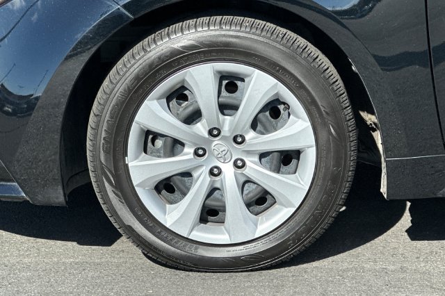 Certified 2025 Toyota Corolla LE FWD image 29