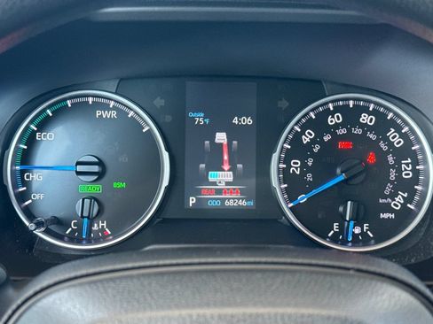 Certified 2022 Toyota RAV4 XLE AWD/4WD image 31
