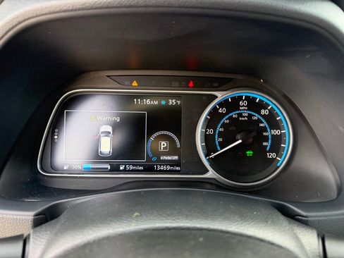 Certified 2023 Nissan Leaf SV Plus image 31