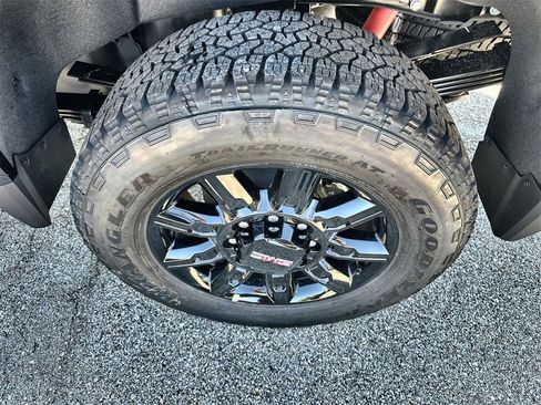 New 2026 GMC Sierra 3500 AT4 w/ AT4 Premium Plus Package image 12
