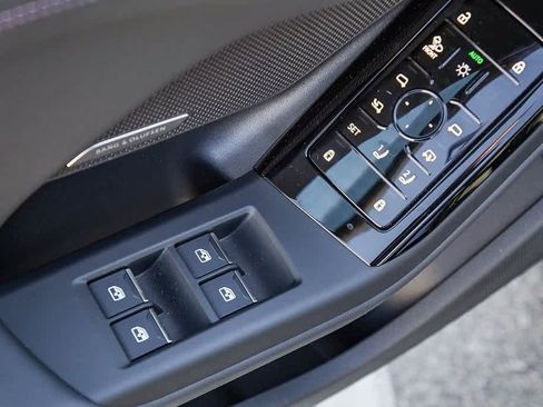 New 2025 Audi A6 e-tron Prestige image 22