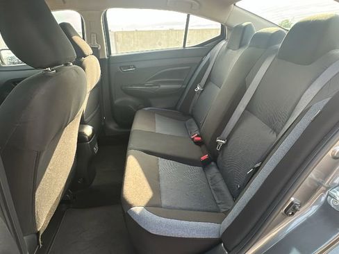 Used 2025 Nissan Versa SV FWD image 32