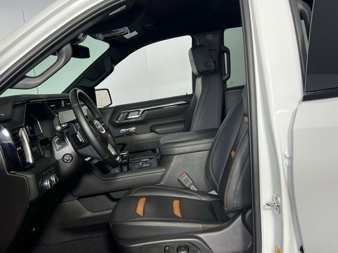 Used 2025 GMC Sierra 1500 AT4 image 20