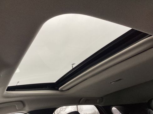 Used 2025 MAZDA CX-30 AWD 2.5 S w/ Preferred Package image 17