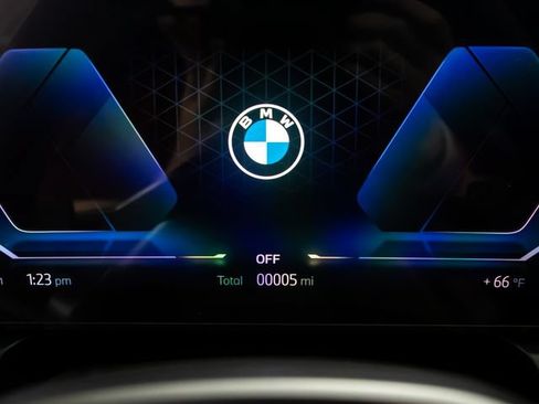 New 2026 BMW X3 xDrive30i w/ Premium Package AWD/4WD image 16