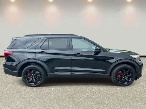 Certified 2023 Ford Explorer ST w/ Equipment Group 401A AWD/4WD image 4