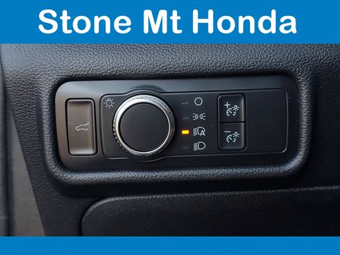 Used 2020 Ford Explorer XLT w/ Comfort Package image 37