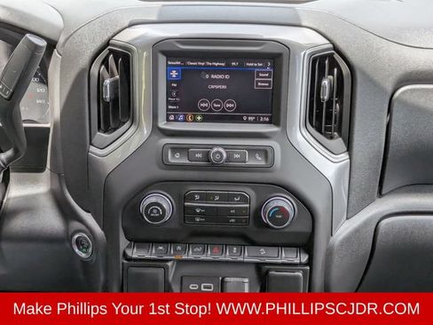Used 2024 Chevrolet Silverado 1500 Custom Trail Boss AWD/4WD image 17