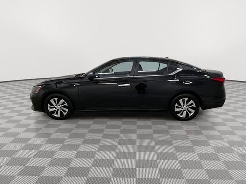Used 2025 Nissan Altima 2.5 S image 6