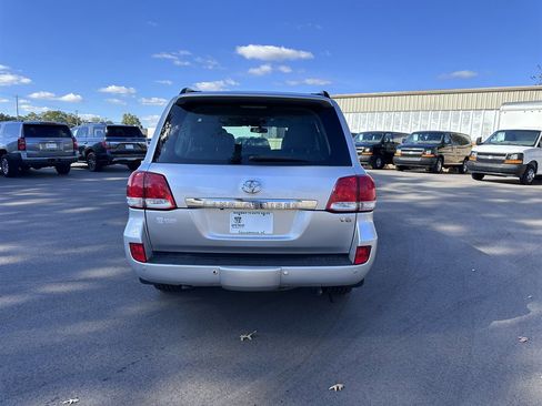 Used 2008 Toyota Land Cruiser image 4