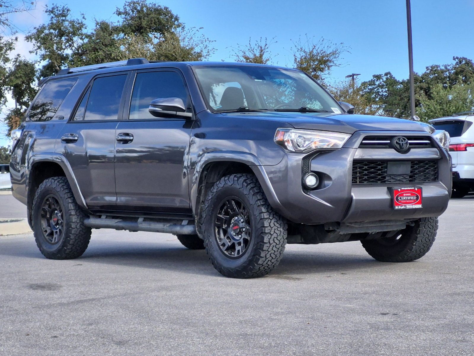 Used 2021 Toyota 4Runner SR5 Premium w/ Moonroof Package AWD/4WD image 7