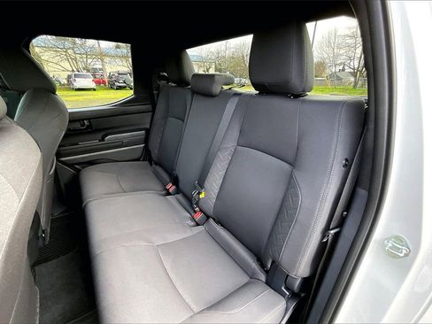 Used 2025 Toyota Tacoma SR image 22