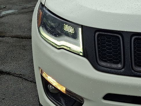 Certified 2020 Jeep Compass High Altitude AWD/4WD image 9
