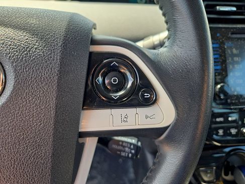 Used 2016 Toyota Prius Four Touring w/ Premium Convenience Package FWD image 22