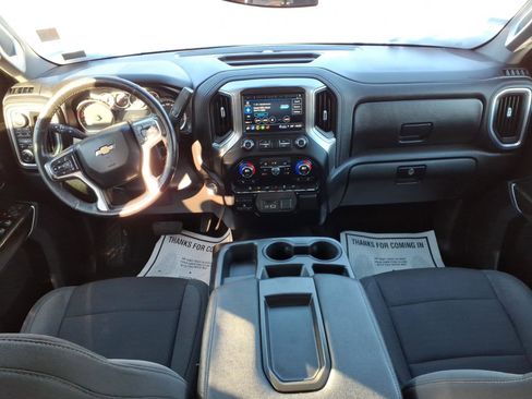 Used 2021 Chevrolet Silverado 1500 LT image 8