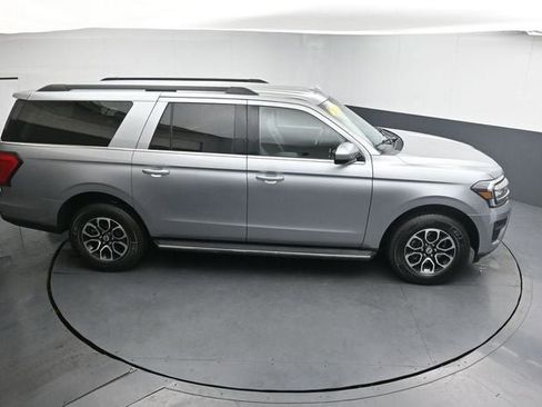 Used 2023 Ford Expedition Max XLT image 21