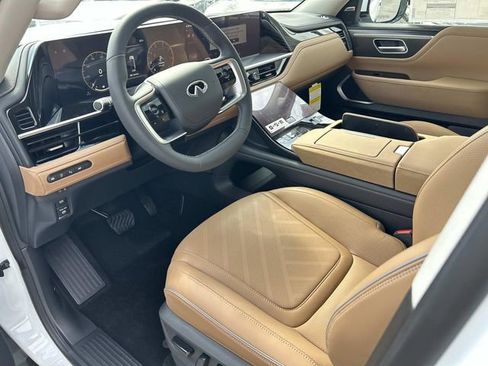 New 2026 INFINITI QX80 Luxe RWD image 14