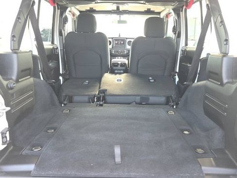 Used 2019 Jeep Wrangler Unlimited Sport S AWD/4WD image 23