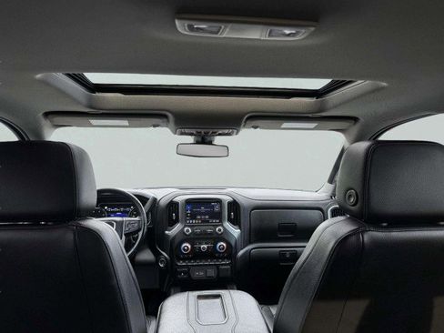Used 2022 GMC Sierra 3500 Denali image 42