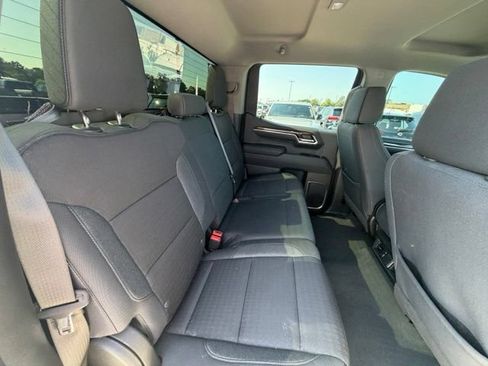 Used 2023 Chevrolet Silverado 1500 LT AWD/4WD image 32