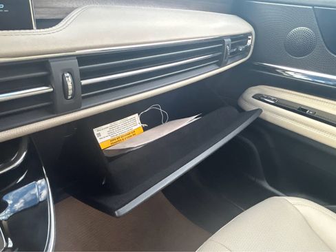 New 2025 Lincoln Corsair Grand Touring image 56