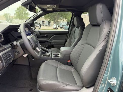 New 2026 Toyota 4Runner TRD Off-Road Premium AWD/4WD image 27