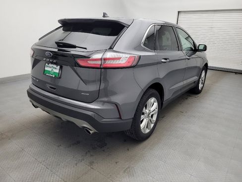 Used 2024 Ford Edge Titanium image 9