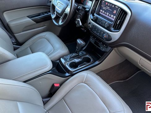 Used 2016 GMC Canyon SLT w/ Driver Alert Package image 18