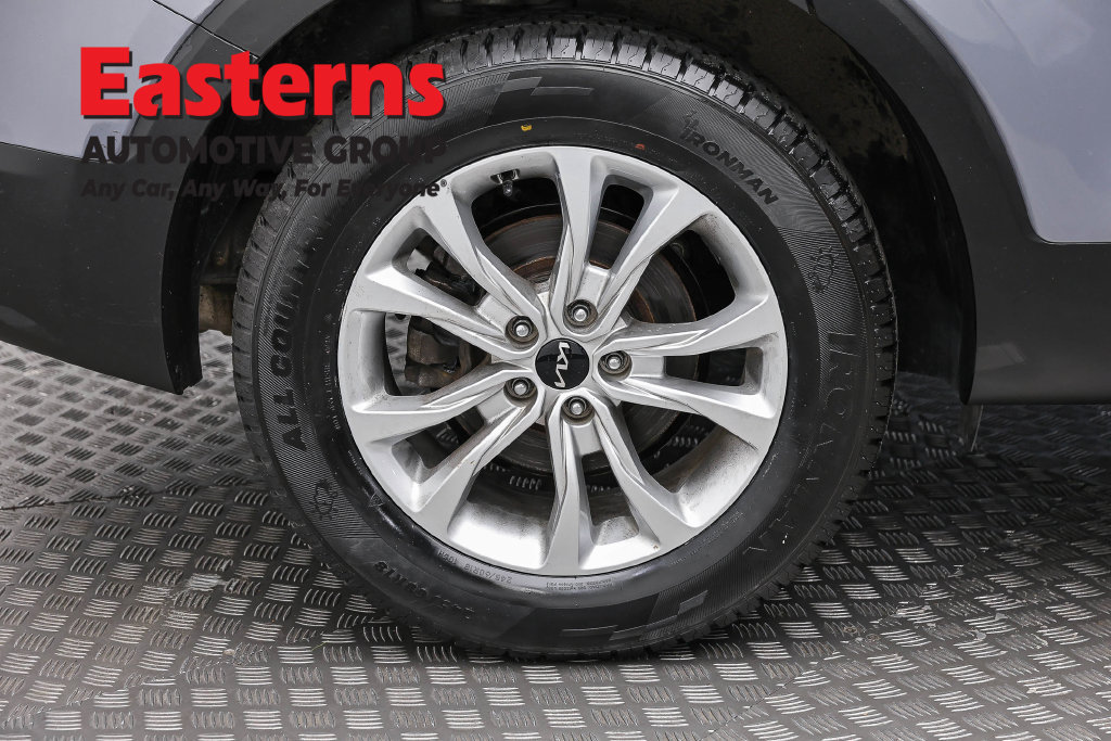 Used 2022 Kia Telluride LX FWD image 28