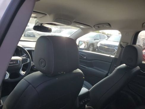 Certified 2023 GMC Acadia SLT AWD/4WD image 12