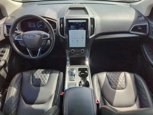 Used 2024 Ford Edge Titanium image 19