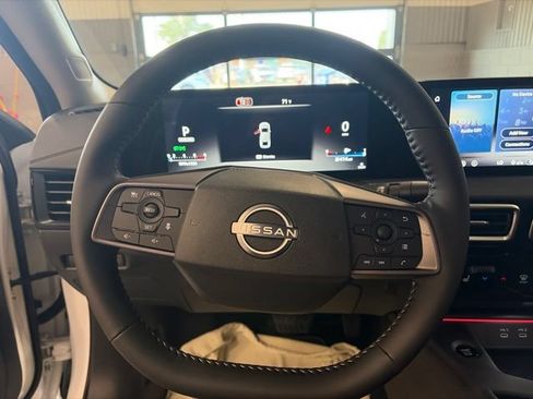 New 2026 Nissan Sentra SV w/ SV Convenience Package FWD image 20