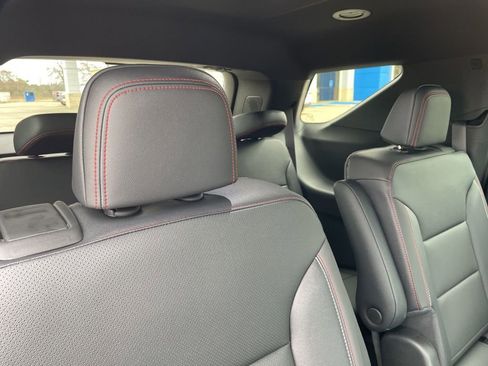 New 2026 Chevrolet Traverse Z71 w/ Driver Confidence Package image 28