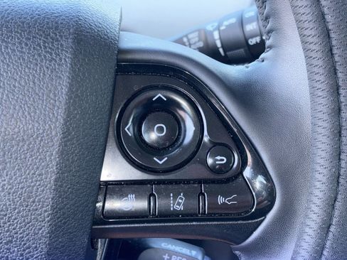 Used 2019 Toyota Prius Limited image 18
