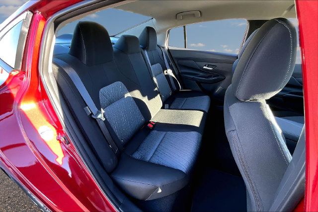 New 2027 Nissan Sentra SV w/ Floor Mat Package FWD image 8