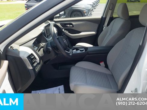Used 2023 Nissan Rogue SV AWD/4WD image 15
