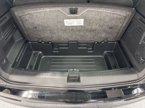 Used 2024 Chevrolet Traverse RS w/ LPO, Floor Liner Package image 44