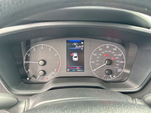 Used 2025 Toyota Corolla LE image 23