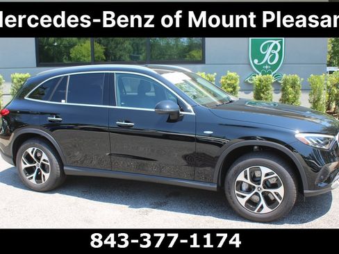 Certified 2025 Mercedes-Benz GLC 350e 4MATIC image 2