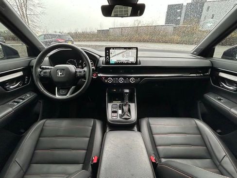 Used 2025 Honda CR-V Sport Touring image 14