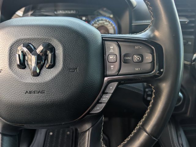 Used 2022 RAM 1500 Limited AWD/4WD image 14