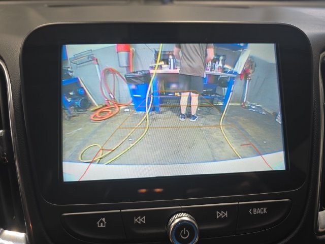 Used 2018 Chevrolet Malibu LT FWD image 22