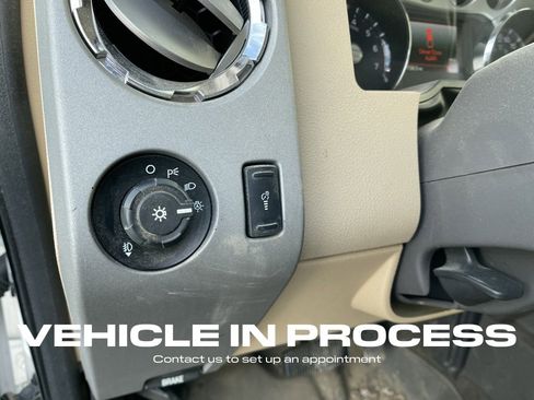 Used 2016 Ford F250 Lariat w/ Chrome Package image 16