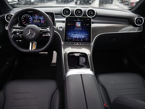 Used 2023 Mercedes-Benz GLC 300 4MATIC image 13