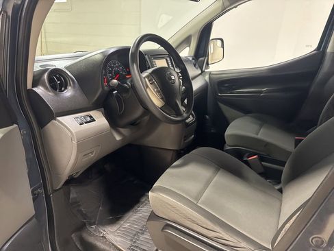 Used 2019 Nissan NV200 SV w/ Navigation Package image 23