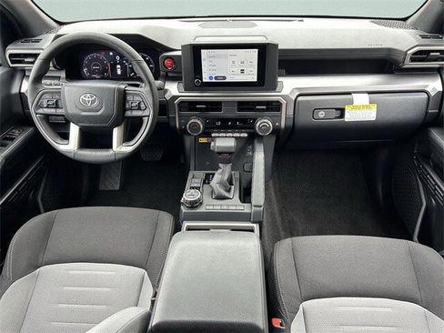 Used 2025 Toyota 4Runner TRD Off-Road image 17