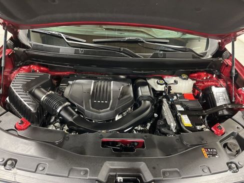 Certified 2024 GMC Acadia Elevation image 28